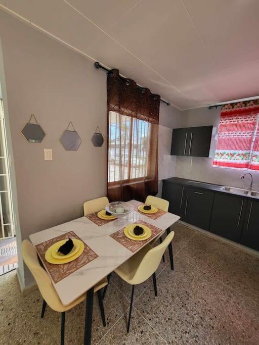يلمستاد Welcome To Our Cozy Apartment! المظهر الخارجي الصورة